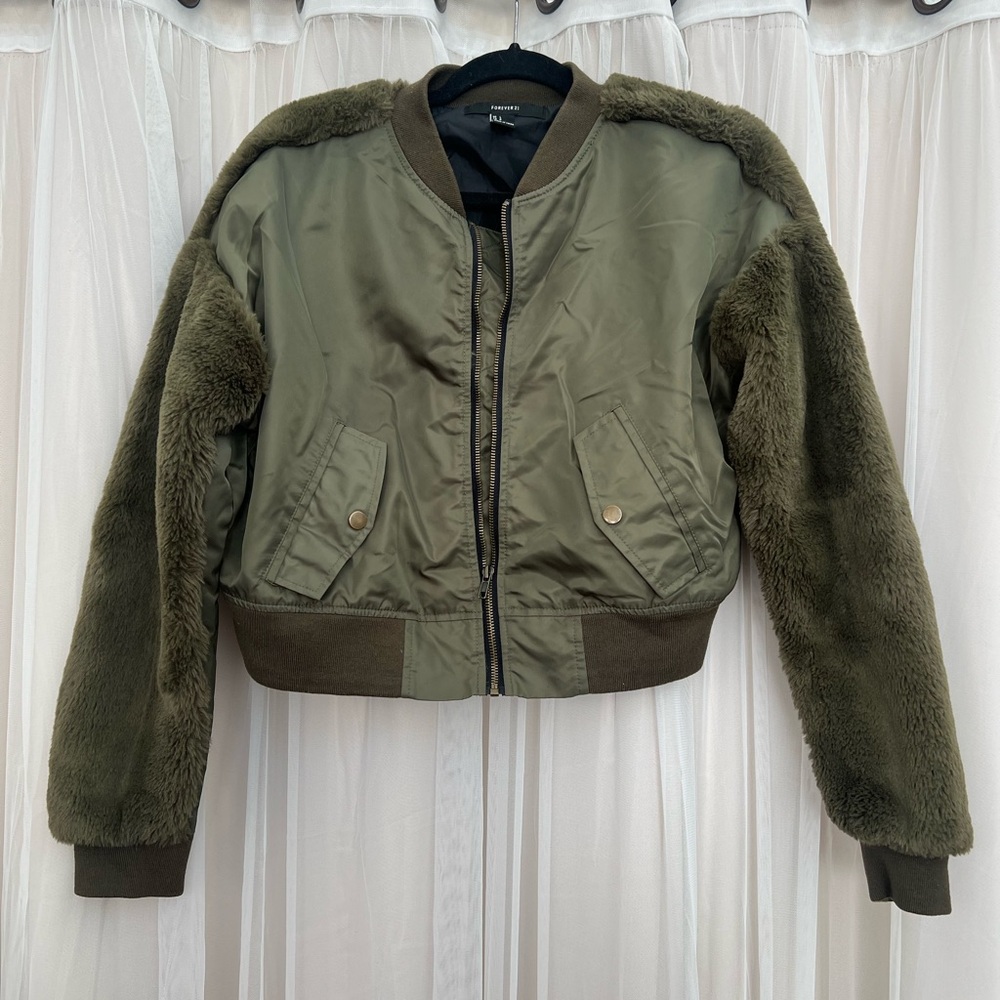 Forever 21 Army Green Faux Fur Sleeve Cropped Bomber Jacket